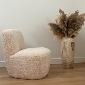 Fauteuil imitation fourrure blanc