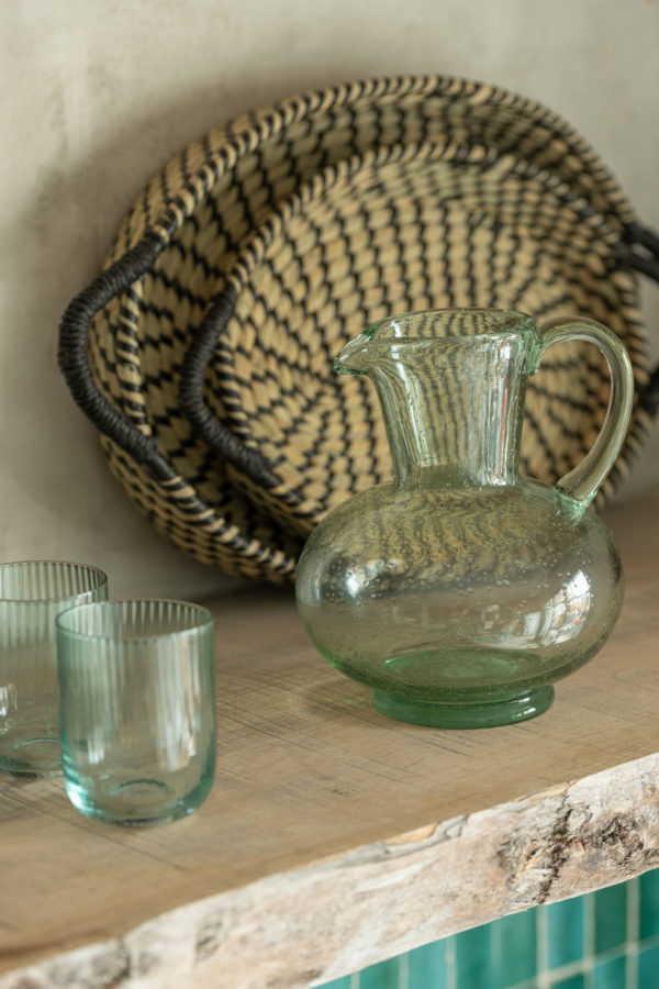 Verre à eau strié vert menthe
