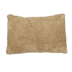 Coussin imitation fourrure beige