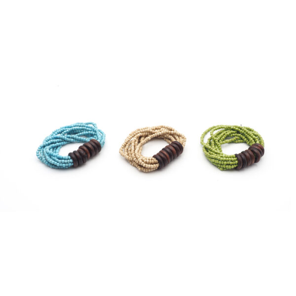 Bracelets en perles et anneaux de bois bleu turquoise beige vert