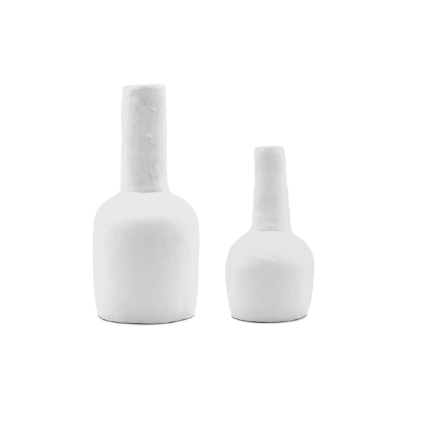 Vase artisanal en terre cuite blanc mat