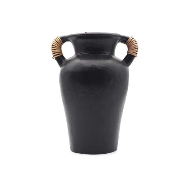 Vase en terre cuite noir et anses en rotin tressé