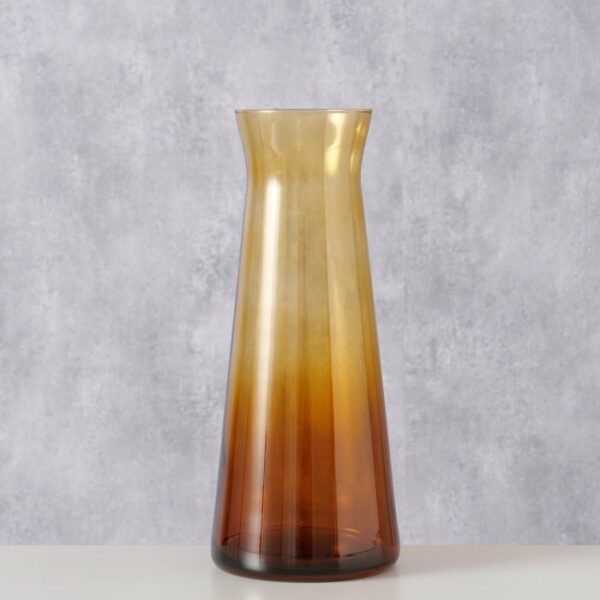 Carafe en verre ambré