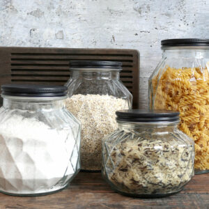 bocal en verre et métal noir