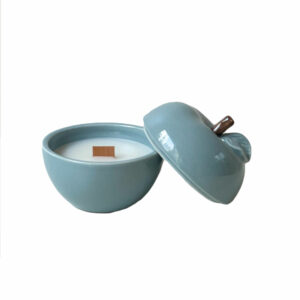 bougie parfumée pomme en céramique bleu givré jasmin