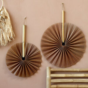 décoration murale éventail bambou marron